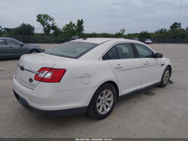 Ford Taurus Se