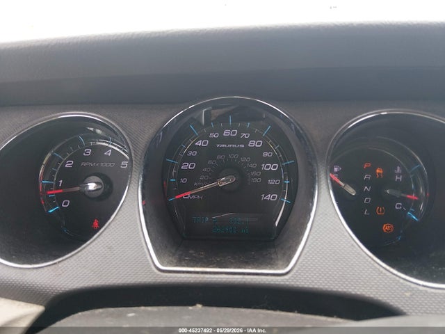 Ford Taurus Se