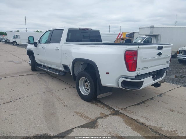 Chevrolet Silverado 3500 4wd  Long Bed High Country