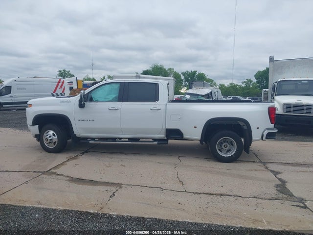 Chevrolet Silverado 3500 4wd  Long Bed High Country