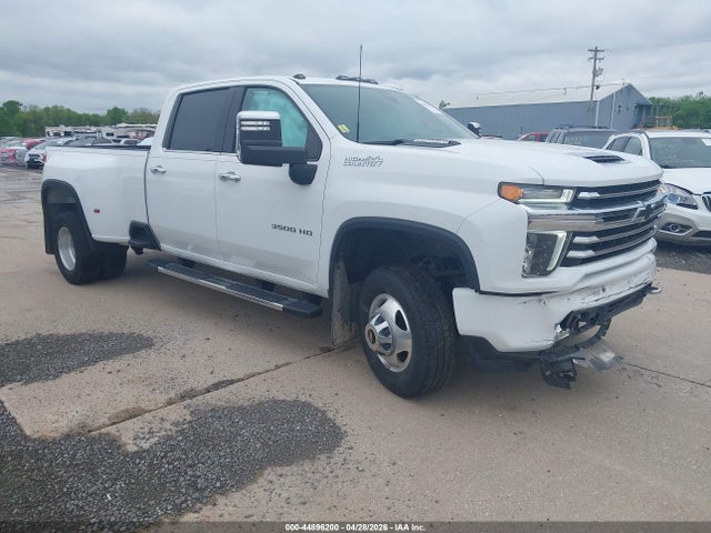 Salvage Chevrolet Silverado 3500 Image