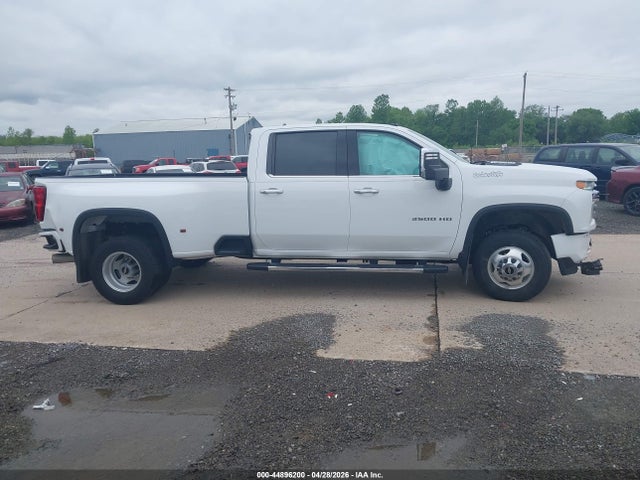 Chevrolet Silverado 3500 4wd  Long Bed High Country