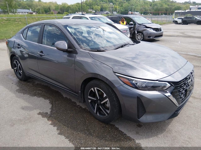Salvage Nissan Sentra Image