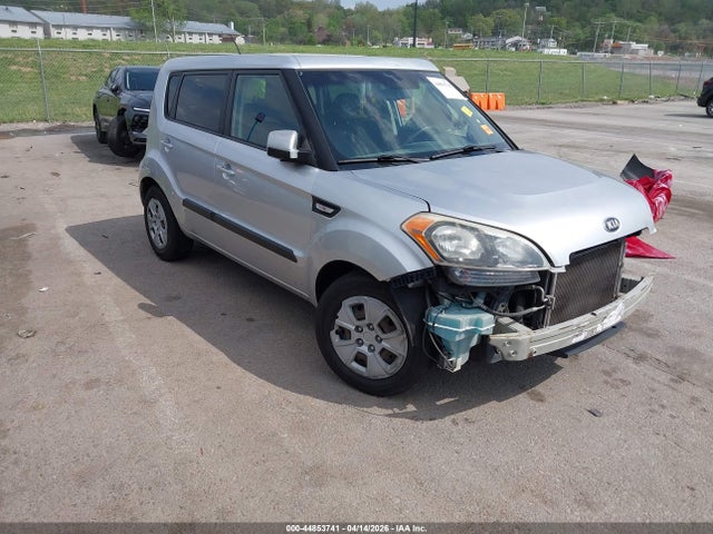 Salvage Kia Soul Image