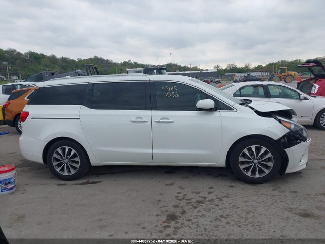 Kia Sedona Sx
