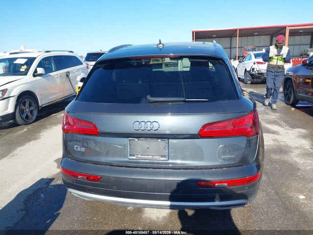 Audi Q5 45 Premium