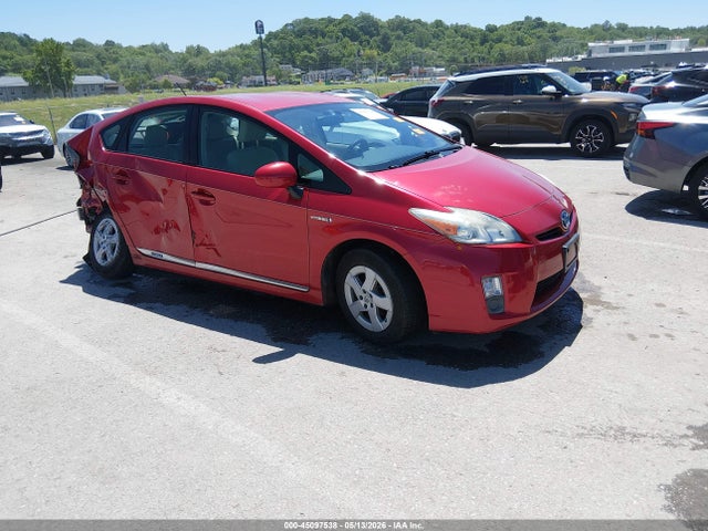 Salvage Toyota Prius Image