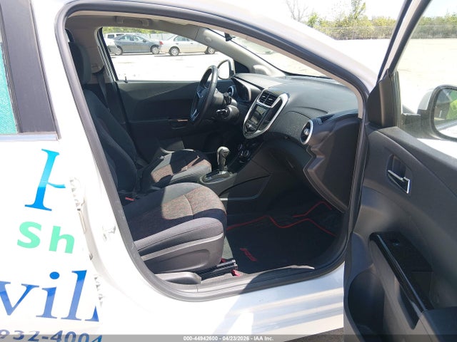 Chevrolet Sonic Lt Auto