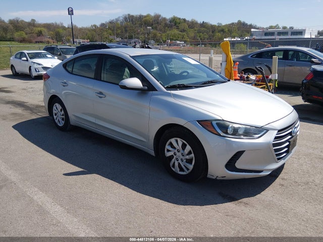 Salvage Hyundai ELANTRA Image