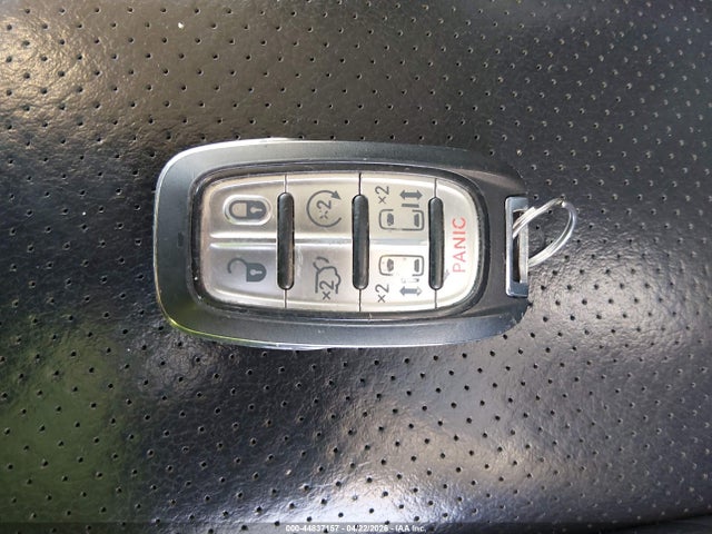 Chrysler Pacifica Touring L Plus