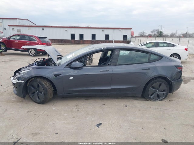 Tesla Model 3 Rear-wheel Drive