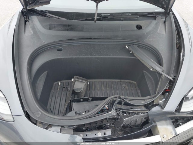 Tesla Model 3 Rear-wheel Drive