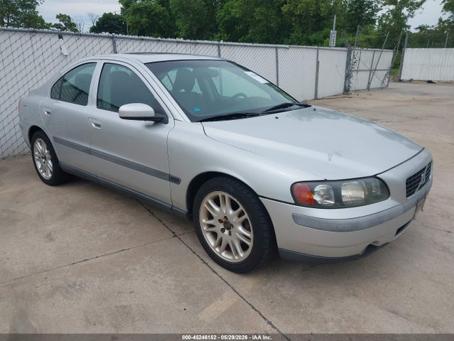 Salvage Volvo S60 Image
