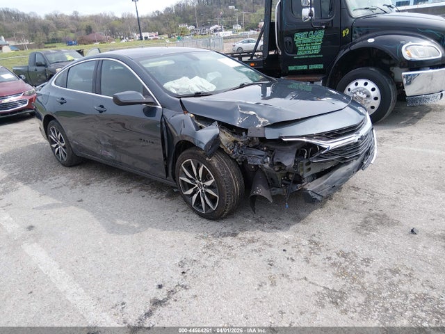 Salvage Chevrolet Malibu Image