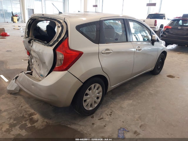 Nissan Versa Sv