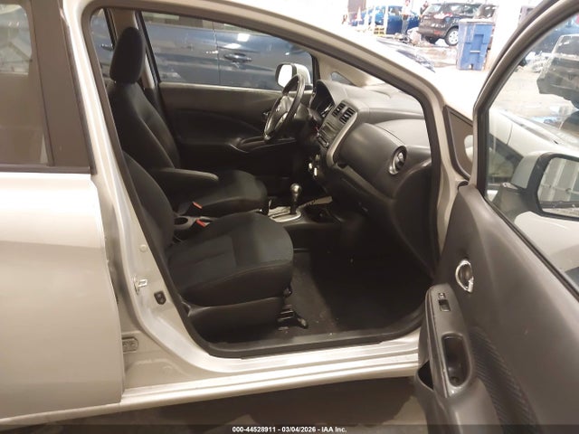 Nissan Versa Sv