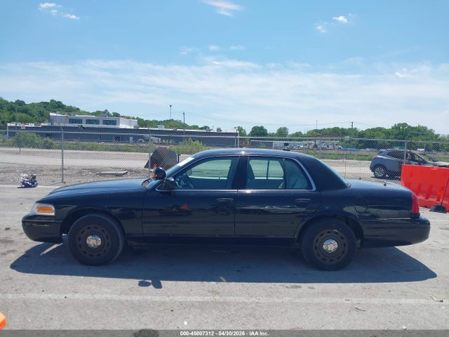 Ford Crown Victoria Police