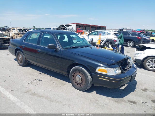 Salvage Ford Crown Victoria Image