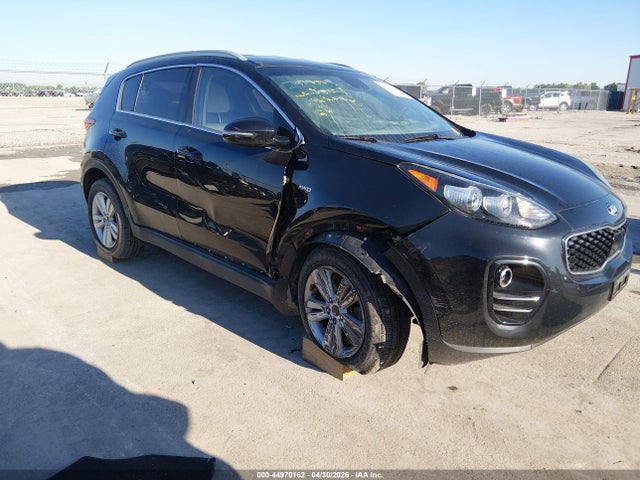 Salvage Kia Sportage Image