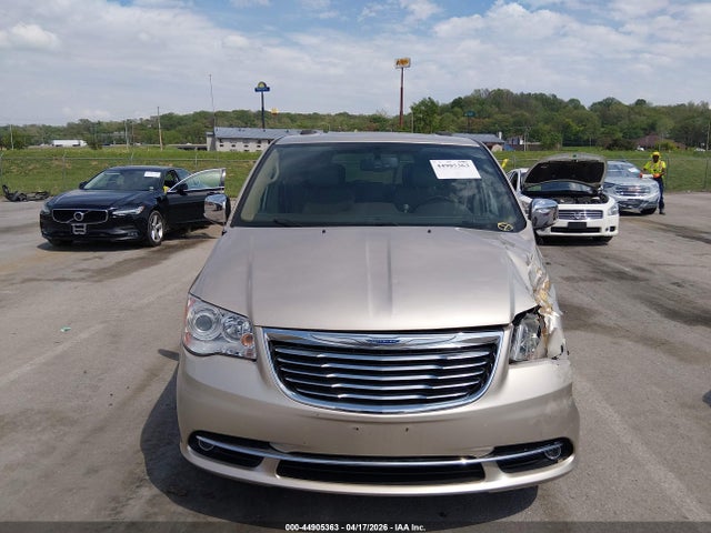 Chrysler Town & Country Limited Platinum