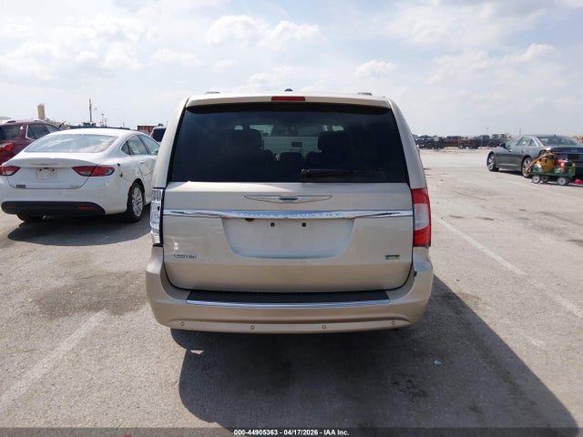 Chrysler Town & Country Limited Platinum