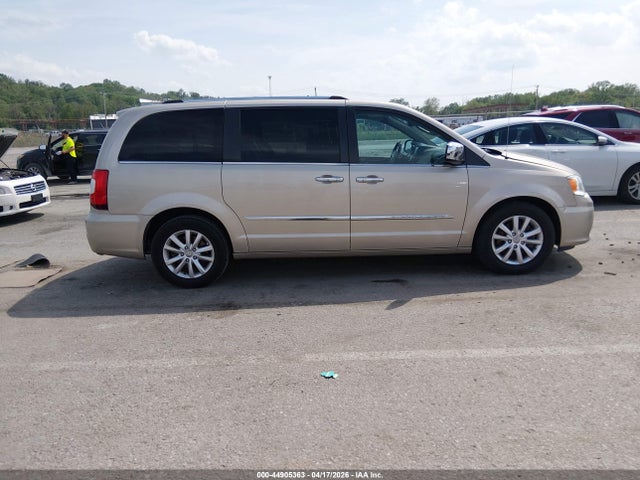 Chrysler Town & Country Limited Platinum