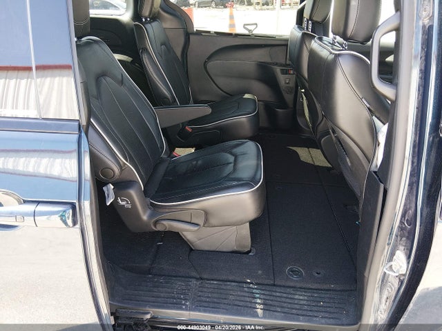 Chrysler Pacifica Limited Awd