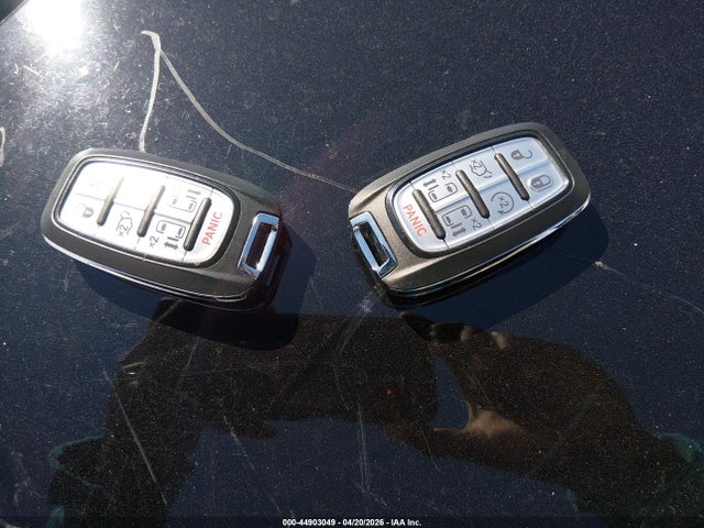 Chrysler Pacifica Limited Awd