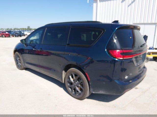 Chrysler Pacifica Limited Awd