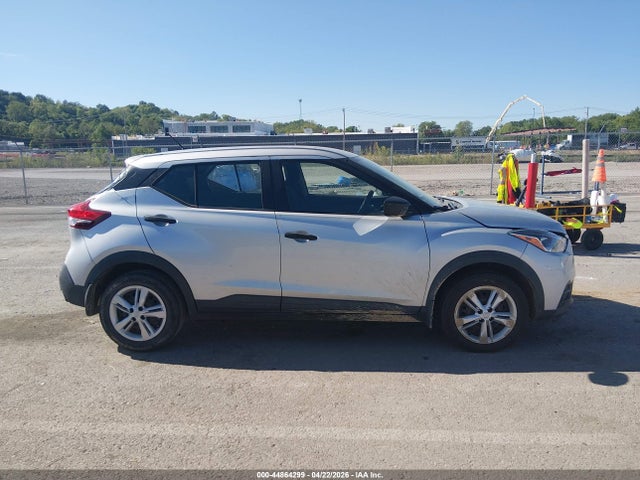 Nissan Kicks S Xtronic Cvt