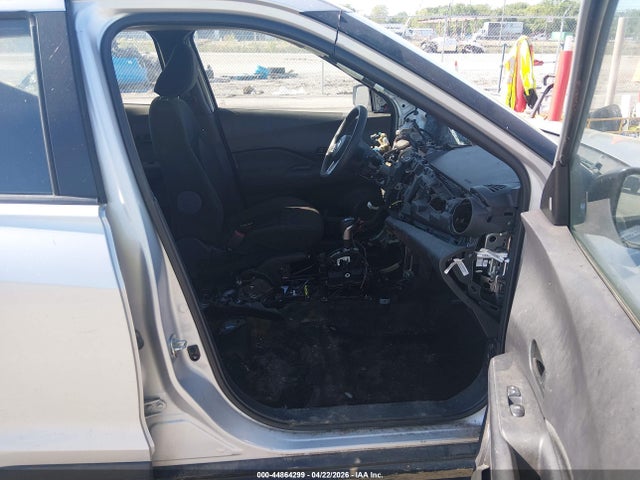 Nissan Kicks S Xtronic Cvt