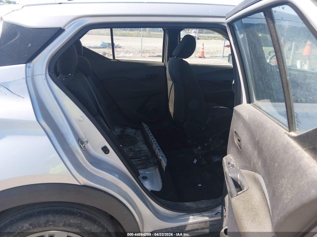 Nissan Kicks S Xtronic Cvt