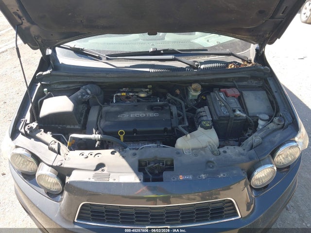 Chevrolet Sonic Lt Auto