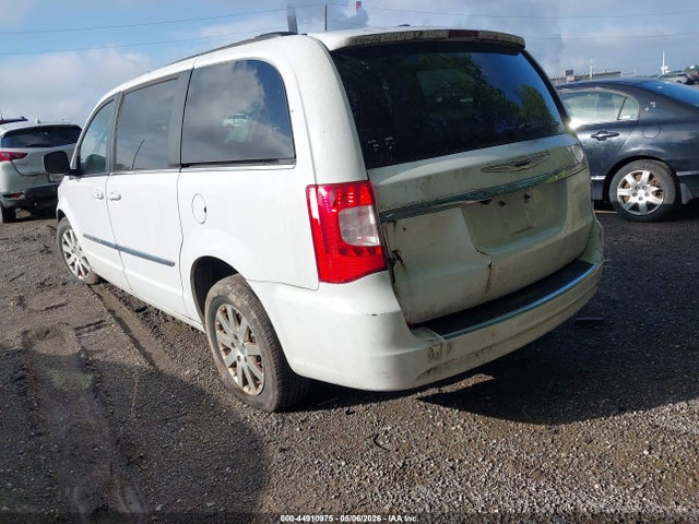 Chrysler Town & Country Touring