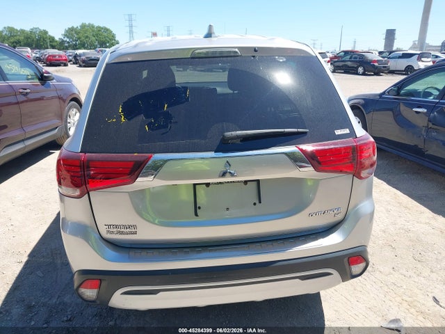 Mitsubishi Outlander Se