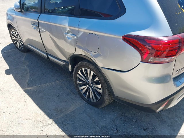Mitsubishi Outlander Se