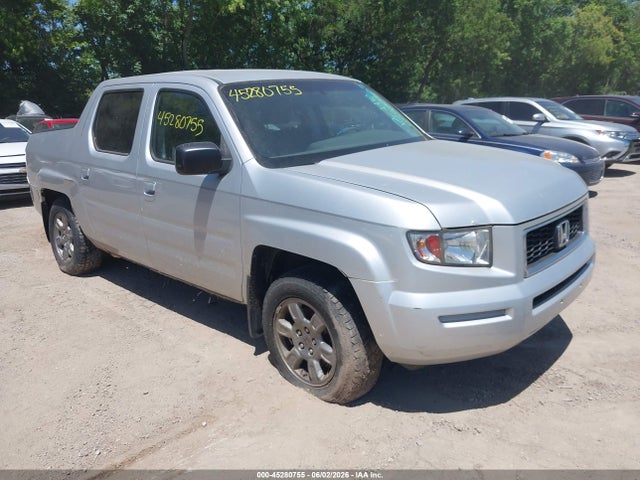 Salvage Honda Ridgeline Image
