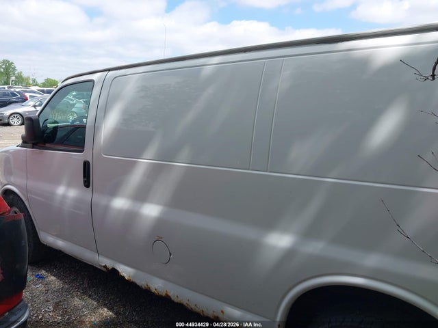 Chevrolet Express Work Van