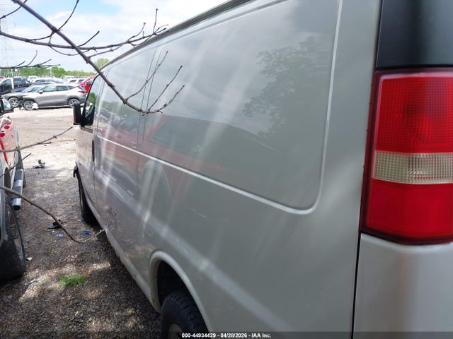 Chevrolet Express Work Van