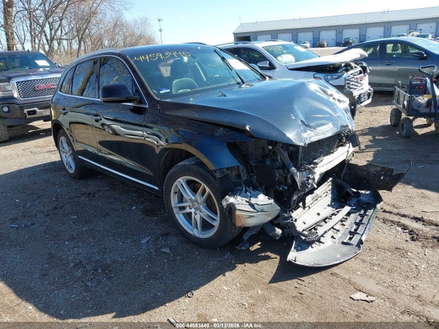 Salvage Audi Q5 Image