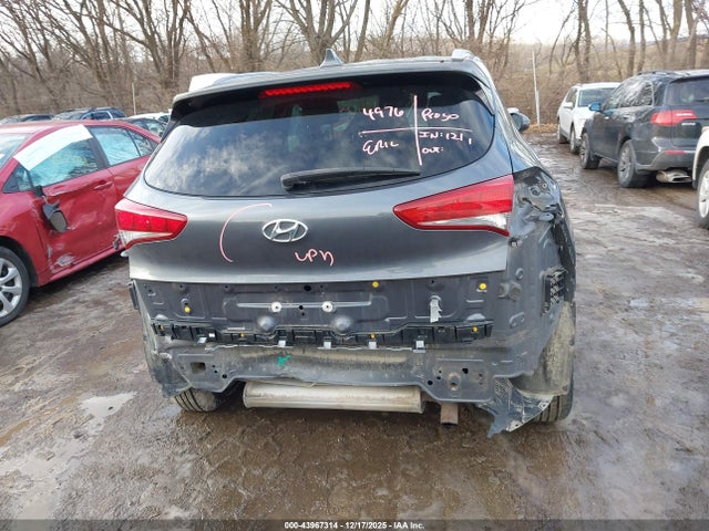 Hyundai TUCSON Sel