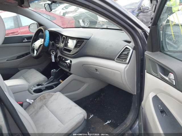 Hyundai TUCSON Sel