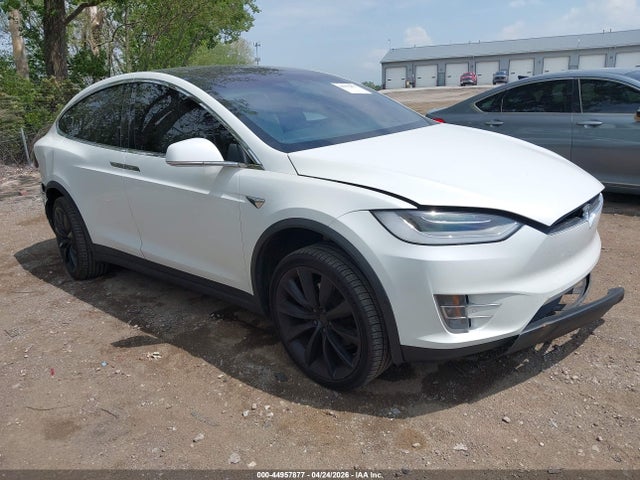 Salvage Tesla Model X Image