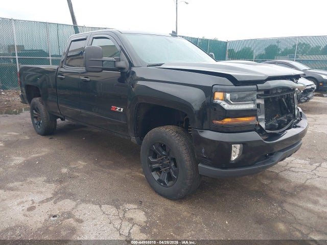 Salvage Chevrolet Silverado 1500 Image
