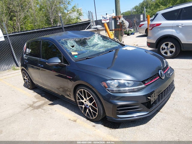 Salvage Volkswagen Golf Image