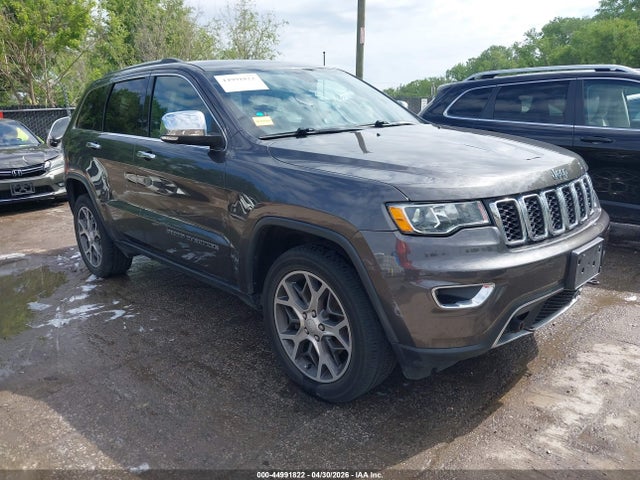 Salvage Jeep Grand Cherokee Image