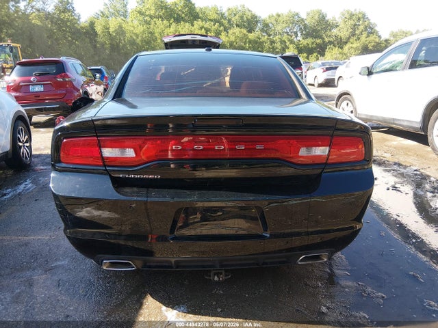 Dodge Charger Se