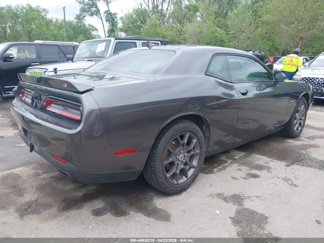 Dodge Challenger Gt Awd