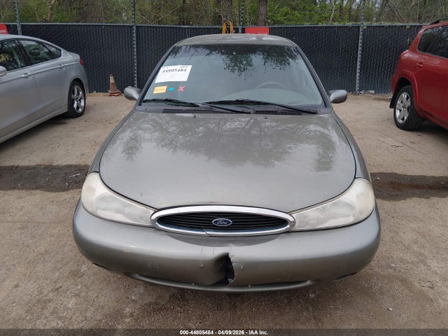 Ford Contour Se