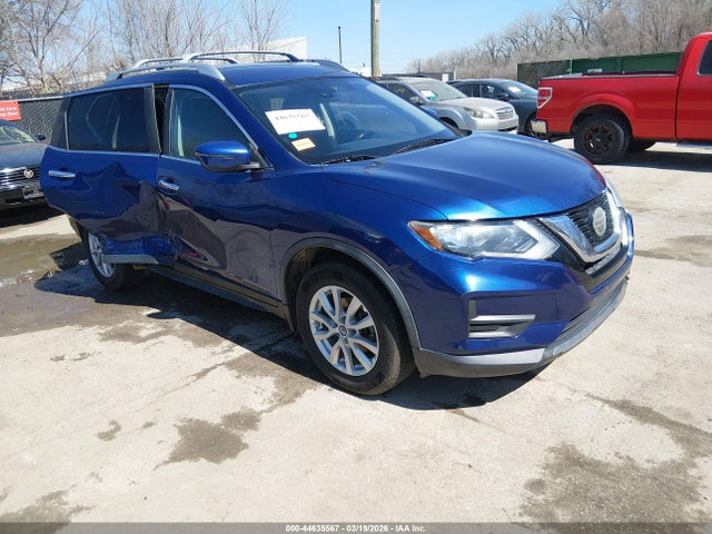 Salvage Nissan Rogue Image